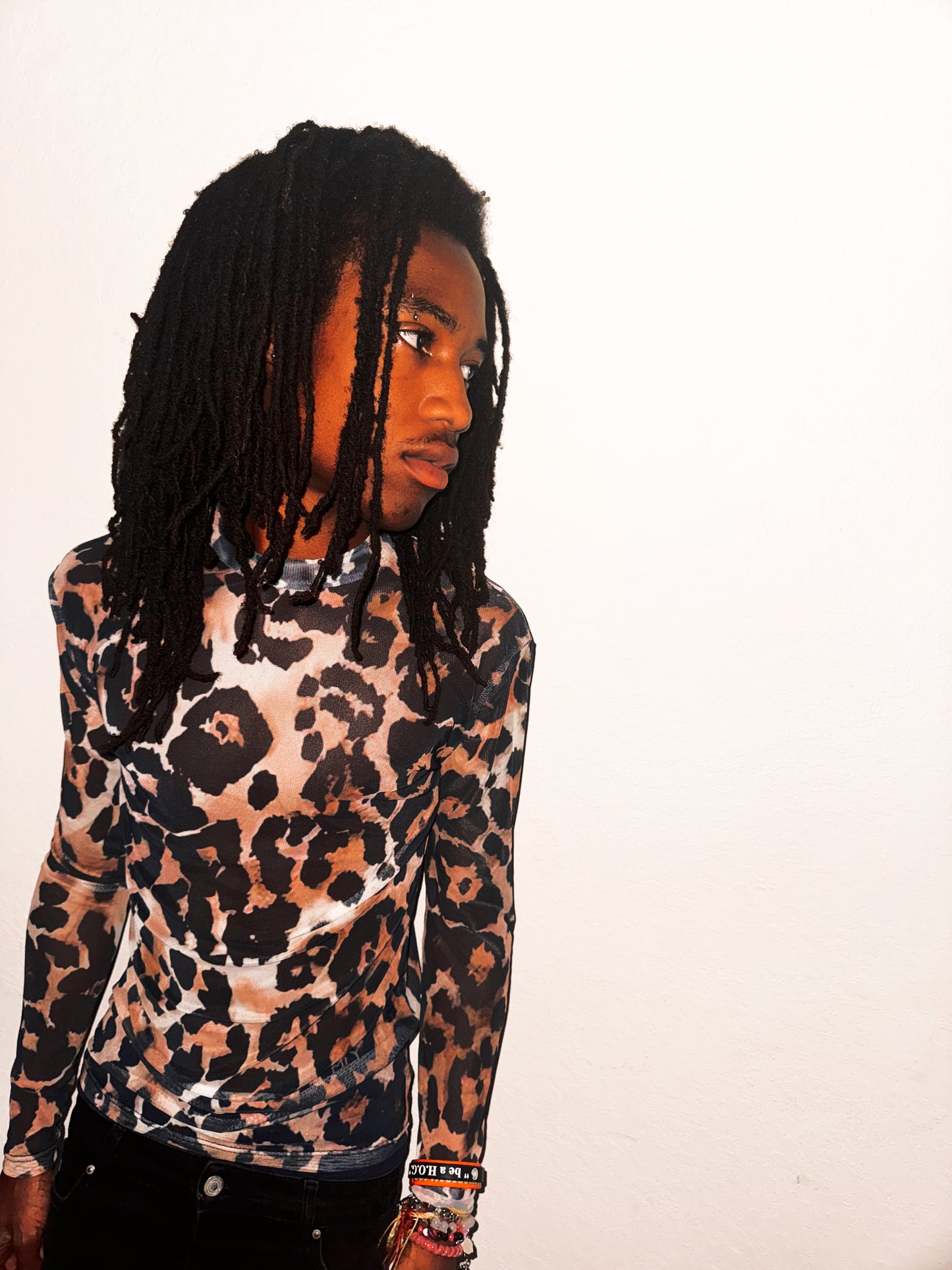 LEOPARD PRINT MESH TEE