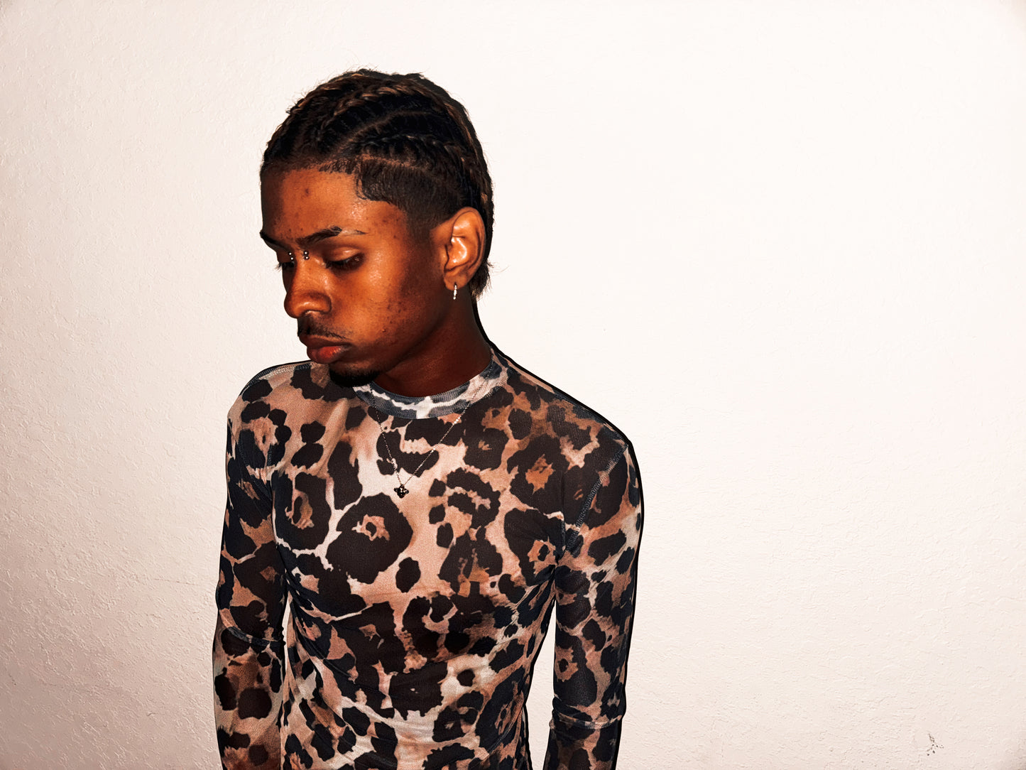 LEOPARD PRINT MESH TEE